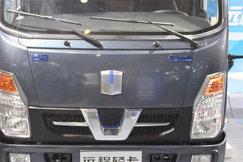 吉利远程 E200 豪华版 4.2米单排厢式载货车(侧开门)(纯电动)(DNC5070XXYBEV01)