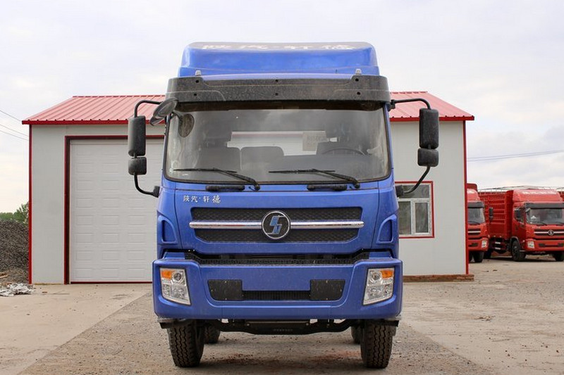 陕汽商用车 轩德X6中卡 轻量化版 220马力 4X2 6.8米 国五 栏板载货车(SX1168GP5)