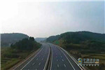 四川：成渝间最快高速公路将于9月30日开通