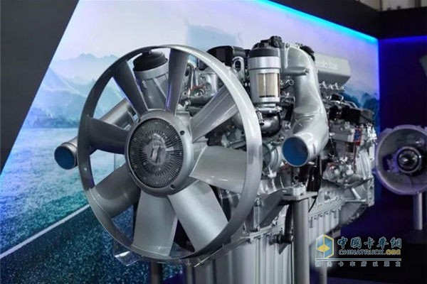 梅赛德斯-奔驰动力总成亚洲巡展闪耀厦门