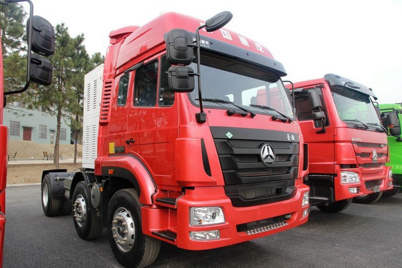 中国重汽 豪瀚J7B重卡 380马力 6X4 国五载货车底盘(ZZ1255N4646E1L)