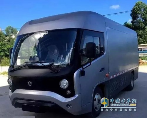 续航里程500公里,董明珠首款电动货车造型犀利!